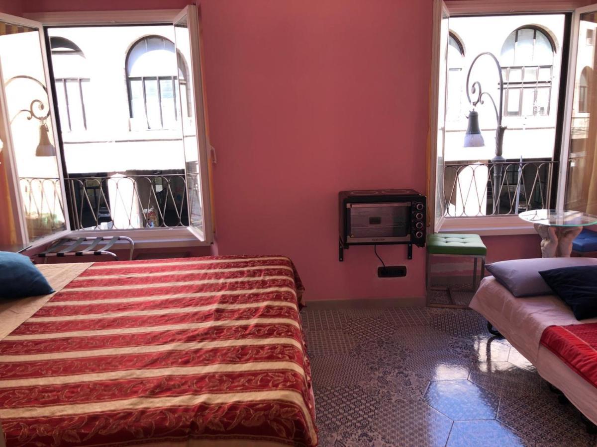 רומא S.P.T. Bed & Breakfast מראה חיצוני תמונה
