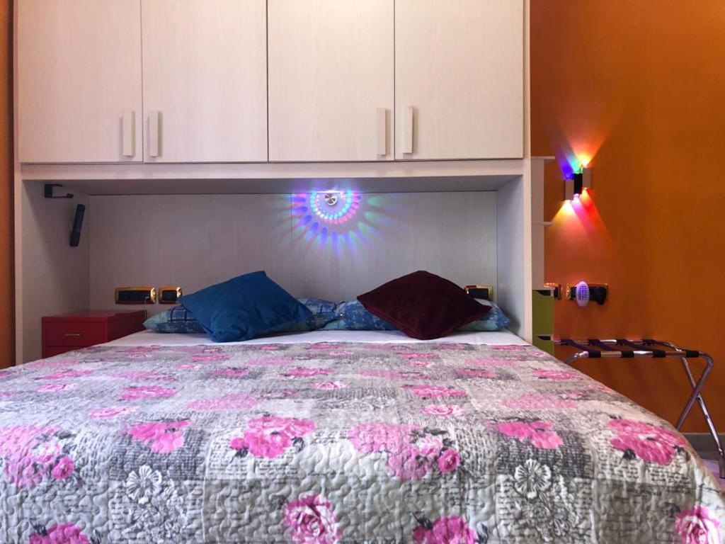 רומא S.P.T. Bed & Breakfast מראה חיצוני תמונה