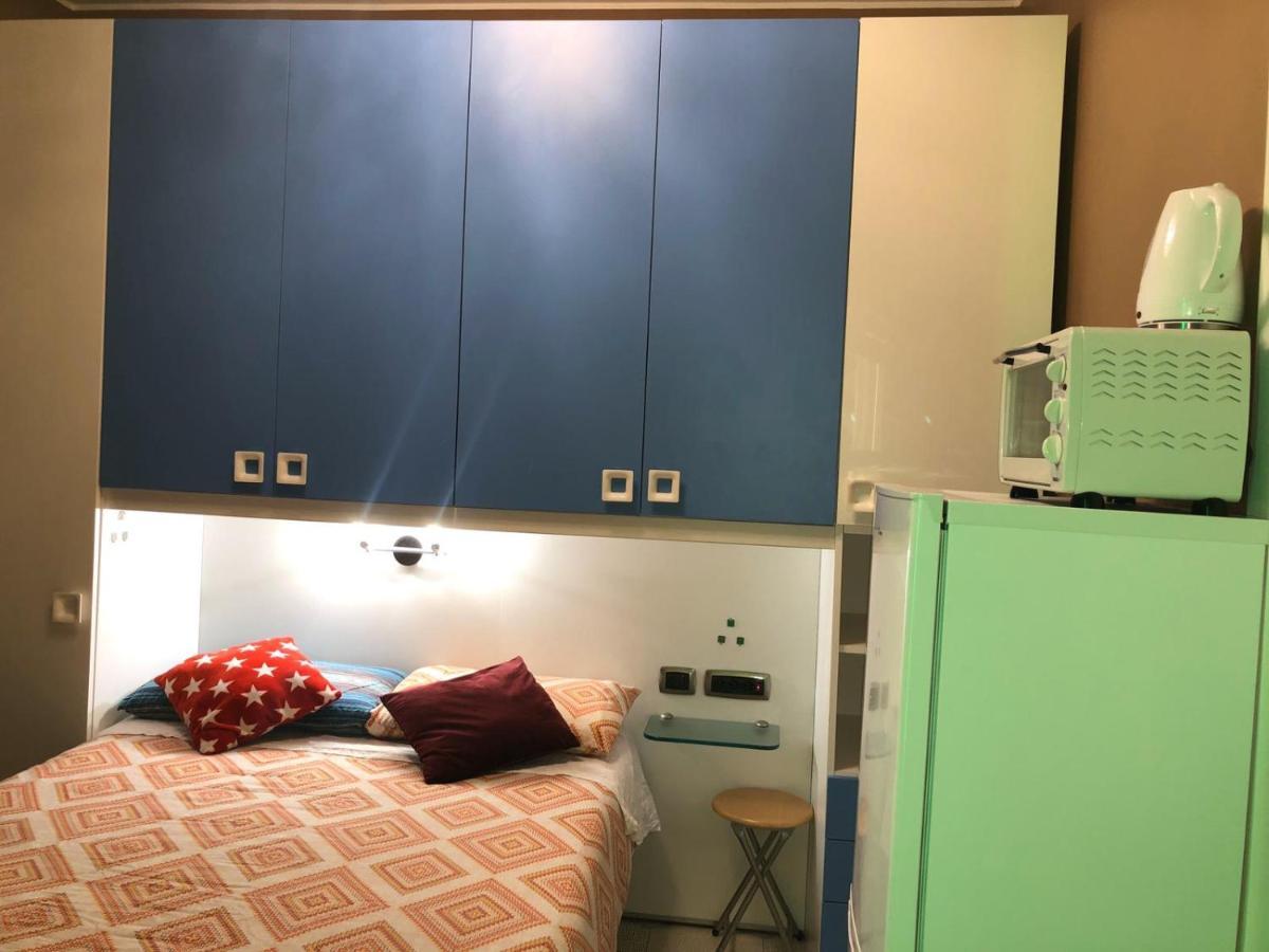 רומא S.P.T. Bed & Breakfast מראה חיצוני תמונה
