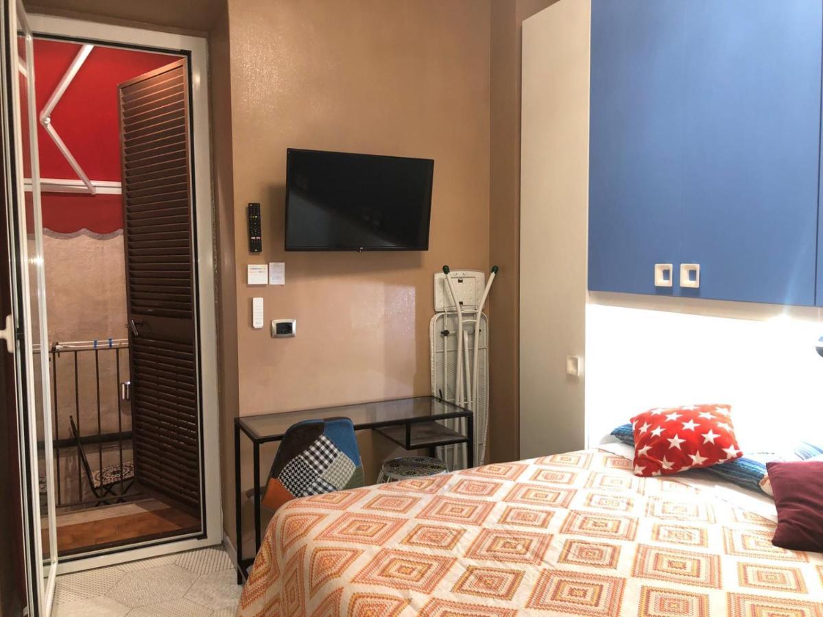 רומא S.P.T. Bed & Breakfast מראה חיצוני תמונה