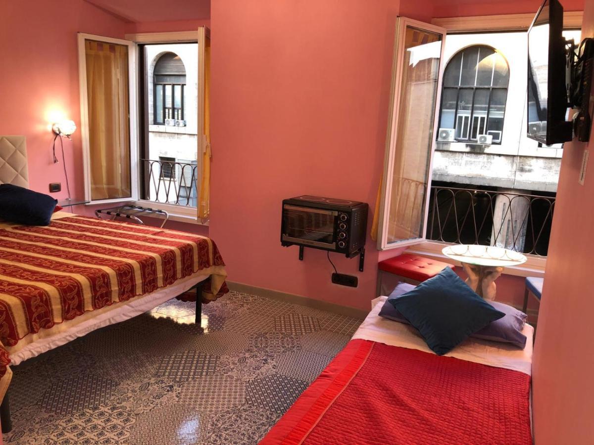 רומא S.P.T. Bed & Breakfast מראה חיצוני תמונה